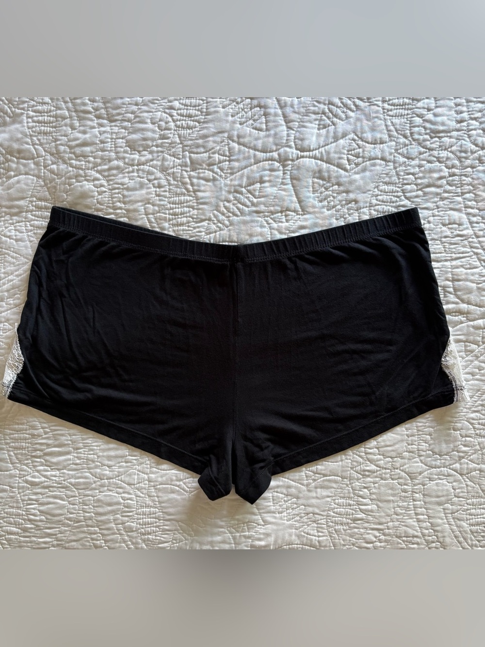Victoria’s Secret Black Lace Cami & Shorts Pajama Set L - Picture 12 of 12
